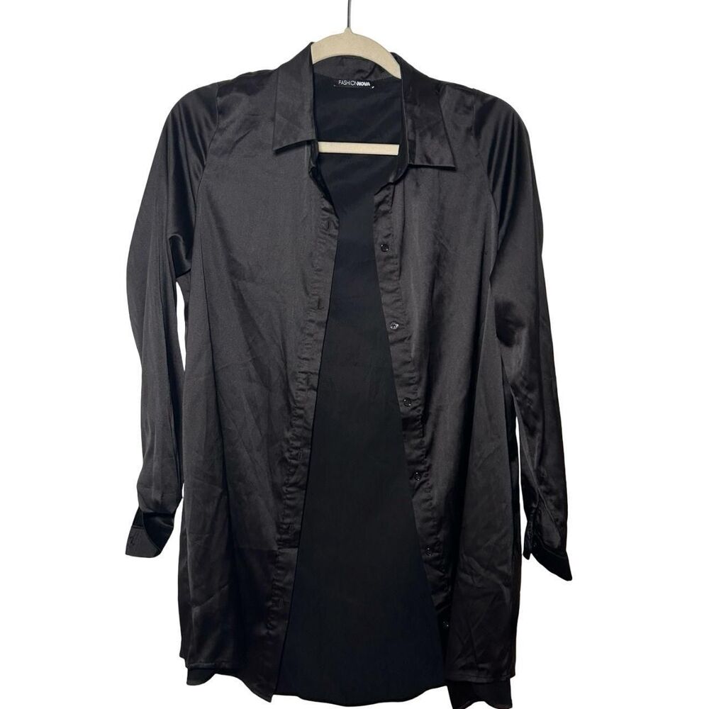 Fashion-nova Women's Black Shirt